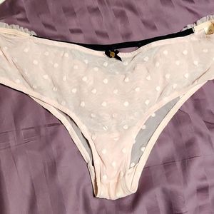 Plus panties